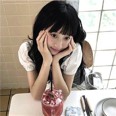俏佣与我